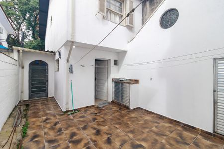 Casa para alugar com 200m², 3 quartos e 2 vagasQuintal
