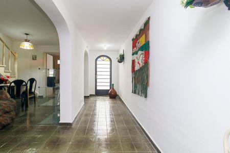Casa para alugar com 200m², 3 quartos e 2 vagasSala