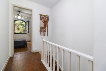 Casa para alugar com 200m², 3 quartos e 2 vagasCorredor