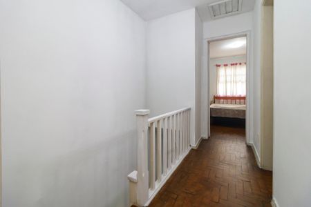 Casa para alugar com 200m², 3 quartos e 2 vagasCorredor