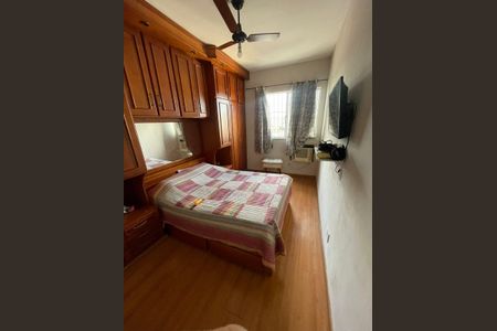 Quarto de apartamento para alugar com 2 quartos, 72m² em Centro, São Gonçalo
