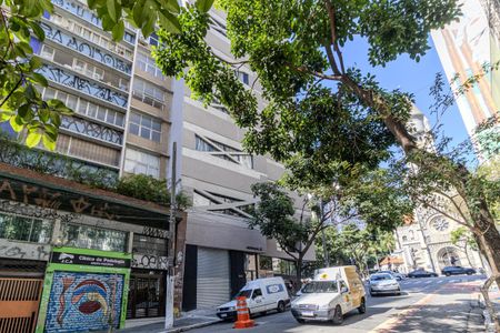 Apartamento à venda com 104m², 2 quartos e 1 vaga Apartamento à venda com 104m², 2 quartos e 1 vagaFachada
