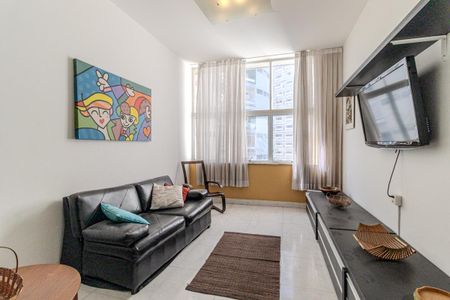 Apartamento à venda com 104m², 2 quartos e 1 vaga Apartamento à venda com 104m², 2 quartos e 1 vagaSala