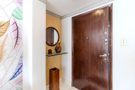 Entrada de apartamento à venda com 2 quartos, 104m² em República, São Paulo