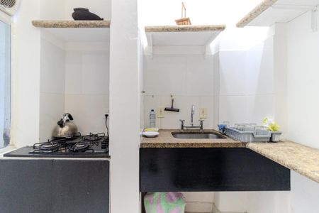 Apartamento à venda com 104m², 2 quartos e 1 vaga Apartamento à venda com 104m², 2 quartos e 1 vagaCozinha