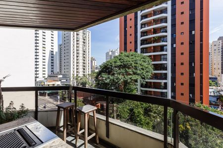 Apartamento à venda com 216m², 4 quartos e 3 vagas Apartamento à venda com 216m², 4 quartos e 3 vagasVaranda da Sala
