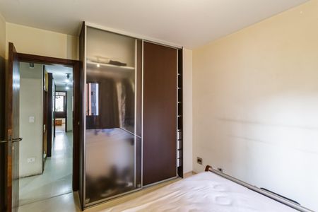 Apartamento à venda com 216m², 4 quartos e 3 vagas Apartamento à venda com 216m², 4 quartos e 3 vagasQuarto 1