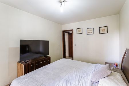 Apartamento à venda com 216m², 4 quartos e 3 vagas Apartamento à venda com 216m², 4 quartos e 3 vagasSuíte 2