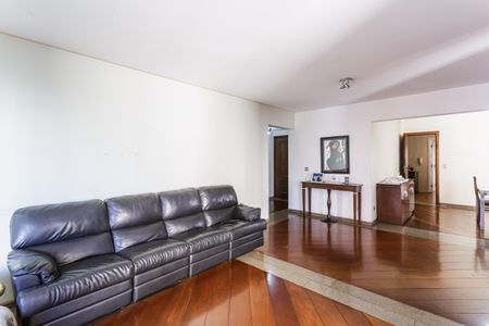 Sala de apartamento para alugar com 4 quartos, 216m² em Indianópolis, São Paulo