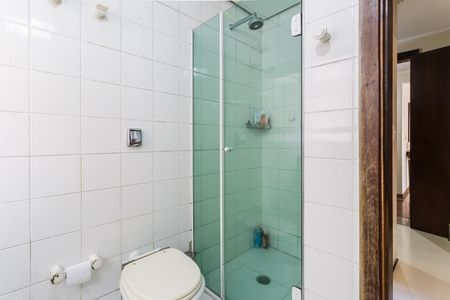 Apartamento à venda com 216m², 4 quartos e 3 vagas Apartamento à venda com 216m², 4 quartos e 3 vagasBanheiro Social