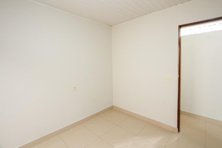 Casa para alugar com 50m², 1 quarto e sem vaga