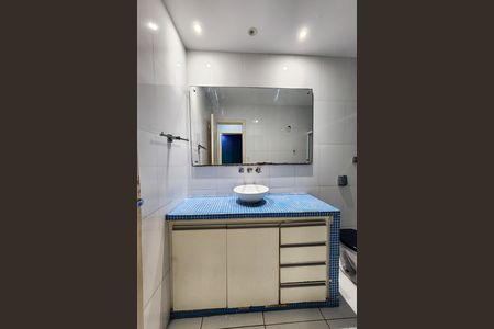 Apartamento à venda com 66m², 2 quartos e 1 vagaBanheiro 