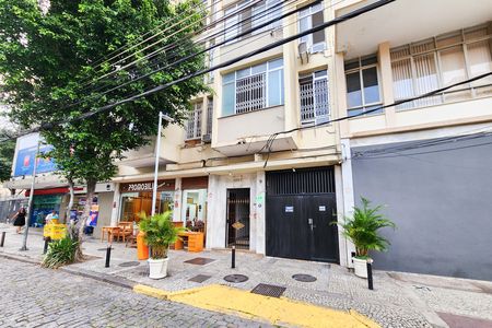 Apartamento à venda com 66m², 2 quartos e 1 vagaFachada do Condomínio 
