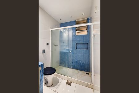 Apartamento à venda com 66m², 2 quartos e 1 vagaBanheiro 