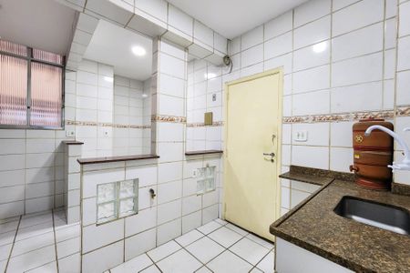 Apartamento à venda com 66m², 2 quartos e 1 vagaCozinha 