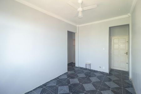 Sala de apartamento para alugar com 2 quartos, 50m² em Santa Cruz, Rio de Janeiro