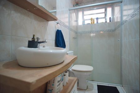 Banheiro Corredor de apartamento à venda com 3 quartos, 62m² em Rio Branco, Porto Alegre
