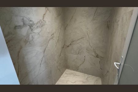 Casa de condomínio à venda com 273m², 4 quartos e 3 vagas Casa de condomínio à venda com 273m², 4 quartos e 3 vagasDespensa