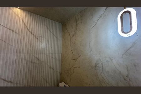 Casa de condomínio à venda com 273m², 4 quartos e 3 vagas Casa de condomínio à venda com 273m², 4 quartos e 3 vagasLavabo