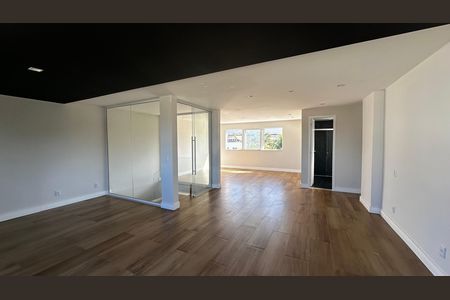 Casa de condomínio à venda com 273m², 4 quartos e 3 vagas Casa de condomínio à venda com 273m², 4 quartos e 3 vagasSalão