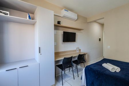 Sala/Quarto de kitnet/studio para alugar com 1 quarto, 25m² em Centro Histórico, Porto Alegre