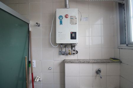 Apartamento para alugar com 79m², 2 quartos e 1 vagaÁrea de serviço