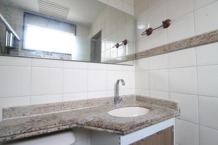 Apartamento para alugar com 79m², 2 quartos e 1 vagaBanheiro da suíte