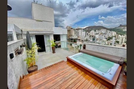 Apartamento à venda com 130m², 2 quartos e sem vaga