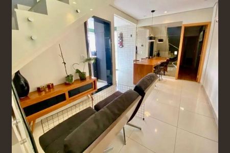 Apartamento à venda com 130m², 2 quartos e sem vaga