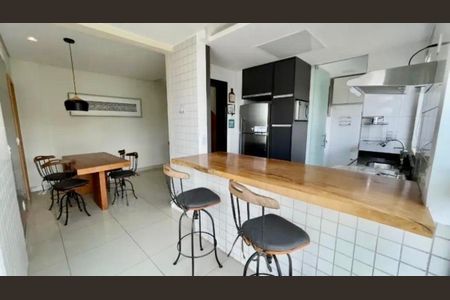 Apartamento à venda com 130m², 2 quartos e sem vaga