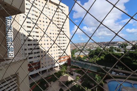 Apartamento para alugar com 70m², 2 quartos e 1 vagaVista
