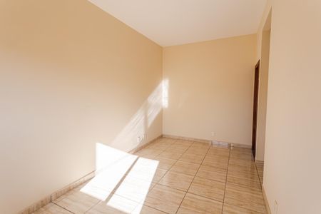 Apartamento para alugar com 83m², 3 quartos e 1 vagaSala