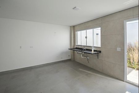 Casa à venda com 150m², 3 quartos e 4 vagasSala/Cozinha