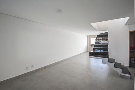 Casa à venda com 150m², 3 quartos e 4 vagasSala/Cozinha