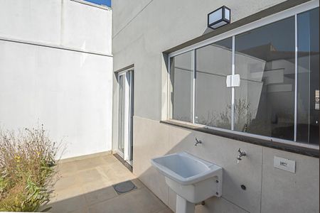 Casa à venda com 150m², 3 quartos e 4 vagasÁrea de Serviço