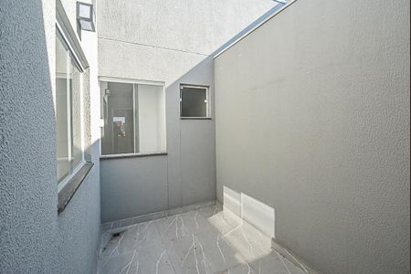 Casa à venda com 150m², 3 quartos e 4 vagasSacada do Quarto Suíte