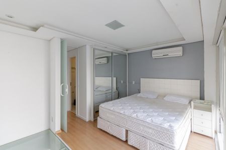 Suíte de apartamento para alugar com 1 quarto, 52m² em Vila Nova Conceição, São Paulo