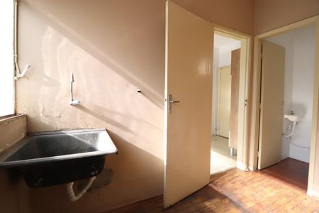 Apartamento para alugar com 45m², 3 quartos e 1 vagaÁrea de Serviço