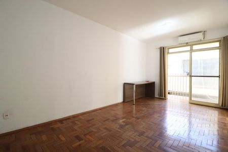 Sala de apartamento para alugar com 3 quartos, 45m² em Santa Maria, Uberlândia