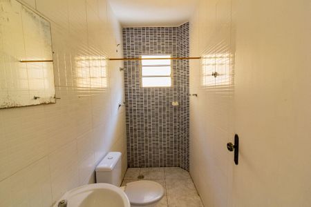 Banheiro de casa para alugar com 1 quarto, 37m² em Vila Santana, São Paulo