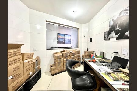 Apartamento à venda com 140m², 3 quartos e 4 vagas