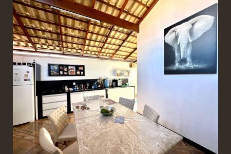 Apartamento à venda com 140m², 3 quartos e 4 vagas