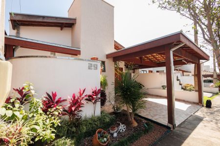 Casa de condomínio para alugar com 96m², 3 quartos e 1 vagaFachada