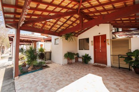 Casa de condomínio para alugar com 96m², 3 quartos e 1 vagaGaragem