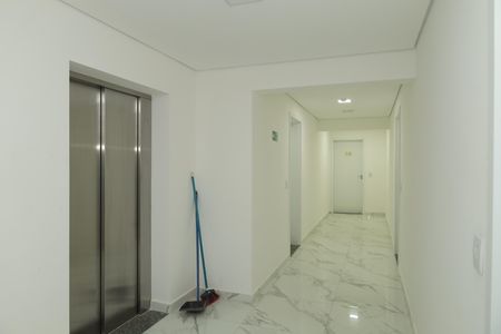 Apartamento para alugar com 33m², 1 quarto e sem vagaÁrea comum - Saguão do andar