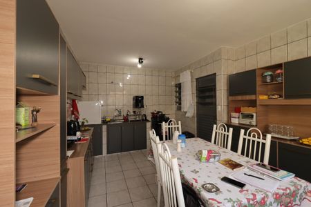 Casa à venda com 105m², 1 quarto e 1 vagaCozinha