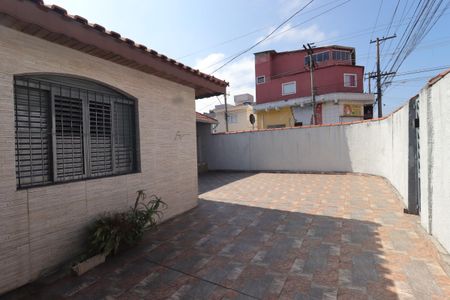 Casa à venda com 105m², 1 quarto e 1 vagaQuintal