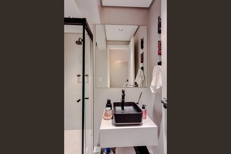 Apartamento à venda com 110m², 2 quartos e 2 vagas Apartamento à venda com 110m², 2 quartos e 2 vagasBanheiro (Piso Superior)