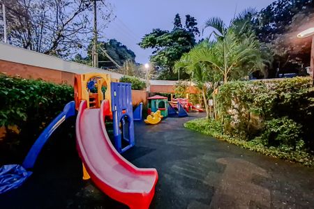 Apartamento à venda com 110m², 2 quartos e 2 vagas Apartamento à venda com 110m², 2 quartos e 2 vagasÁrea comum - Playground