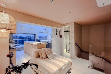 Apartamento à venda com 110m², 2 quartos e 2 vagas Apartamento à venda com 110m², 2 quartos e 2 vagasPiso Superior